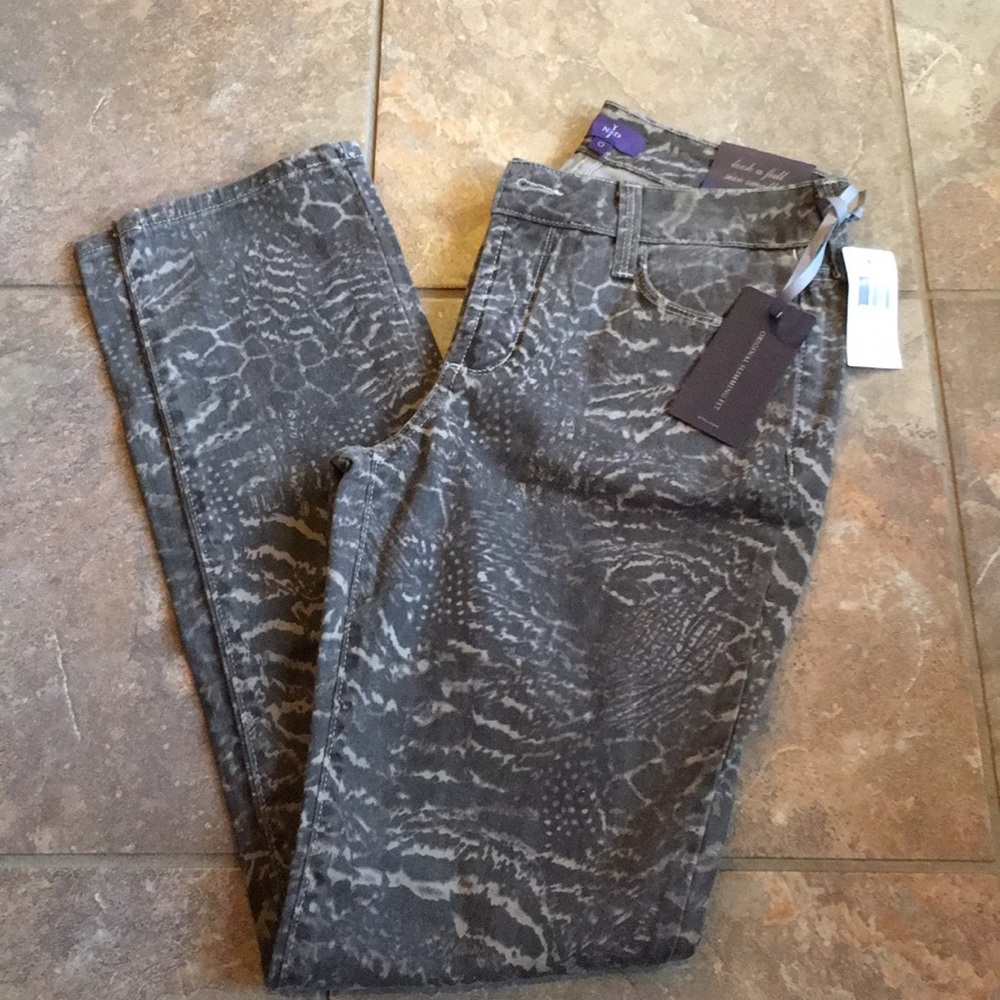 NYDJ animal print skinny jeans size 0 NWT